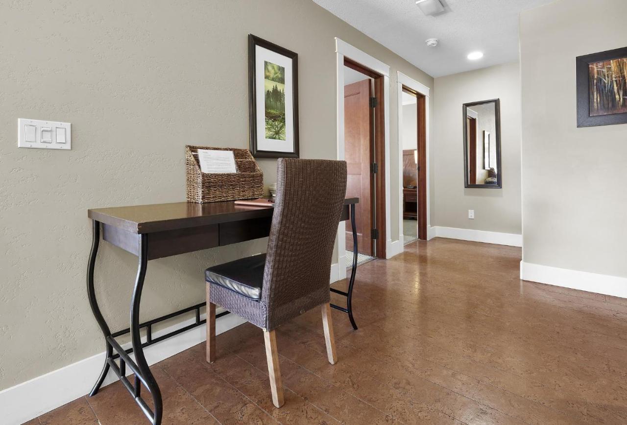 Sunset Ridge - Luxurious Corner Condo - Spectacular Mt Views With Open Pool! كانمور المظهر الخارجي الصورة